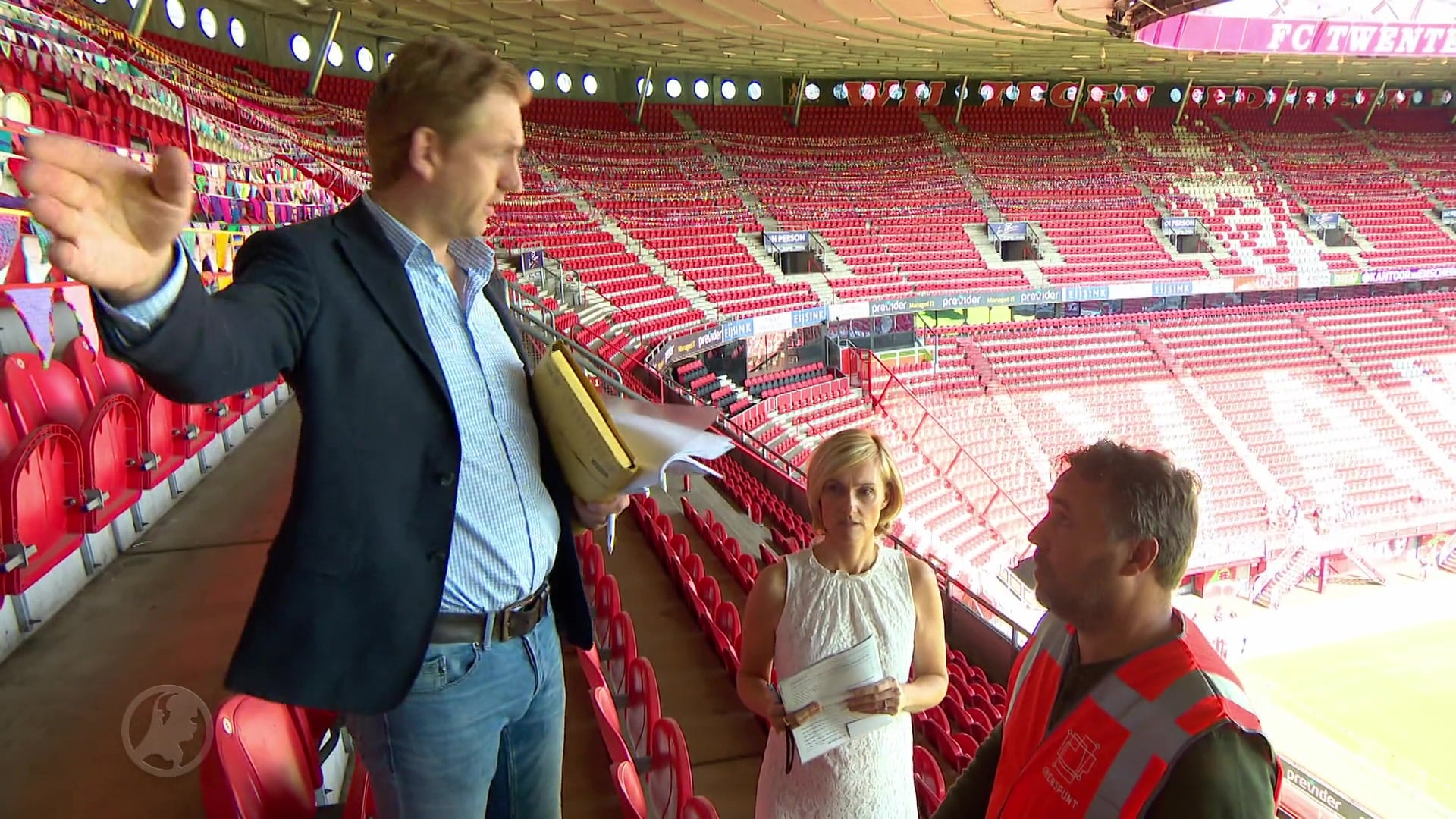 Wereldrecord langste vlaggetjesslinger voor Nije Stichting