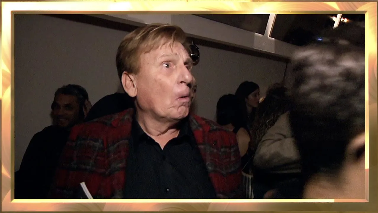 Henny kijkt zijn ogen uit op het Amsterdam XXXL feestje