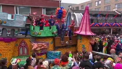 Feestbeest Romário viert carnaval in Lampegat