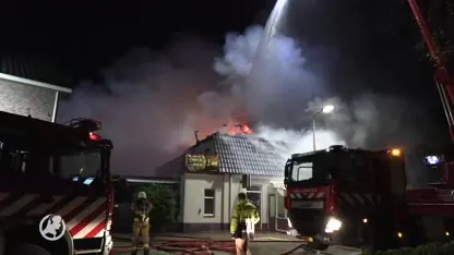 Grote brand in zalencentrum woonwijk Loil, acht woningen ontruimd