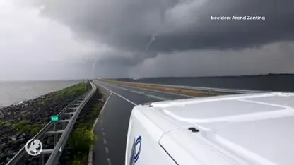 Indrukwekkende waterhozen gespot bij Enkhuizen
