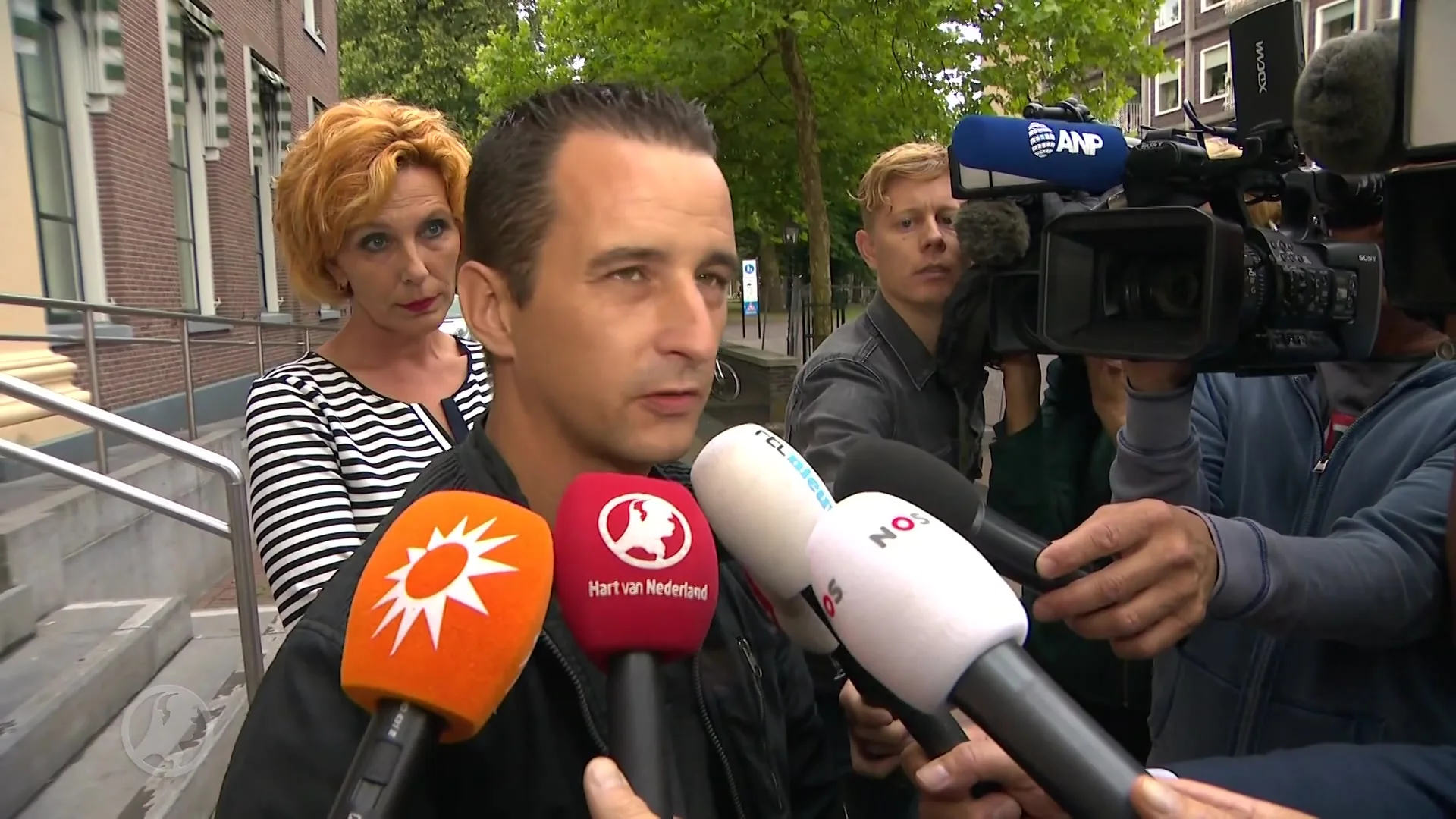 Vader Sharleyne na vrijspraak: 'Dit doet geen recht aan mijn kind'