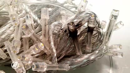 Amberly kocht goedkope oplader bij AliExpress: 'Het begon meteen te roken'