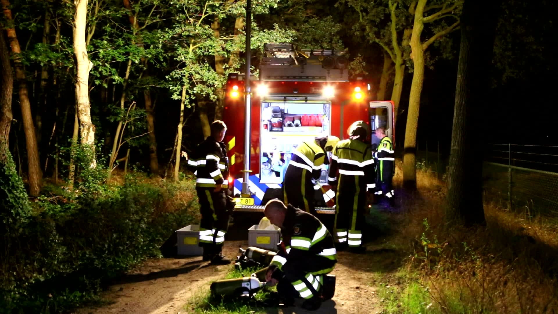 Dertigtal vaten met mogelijk drugsafval gedumpt in Sint-Oedenrode