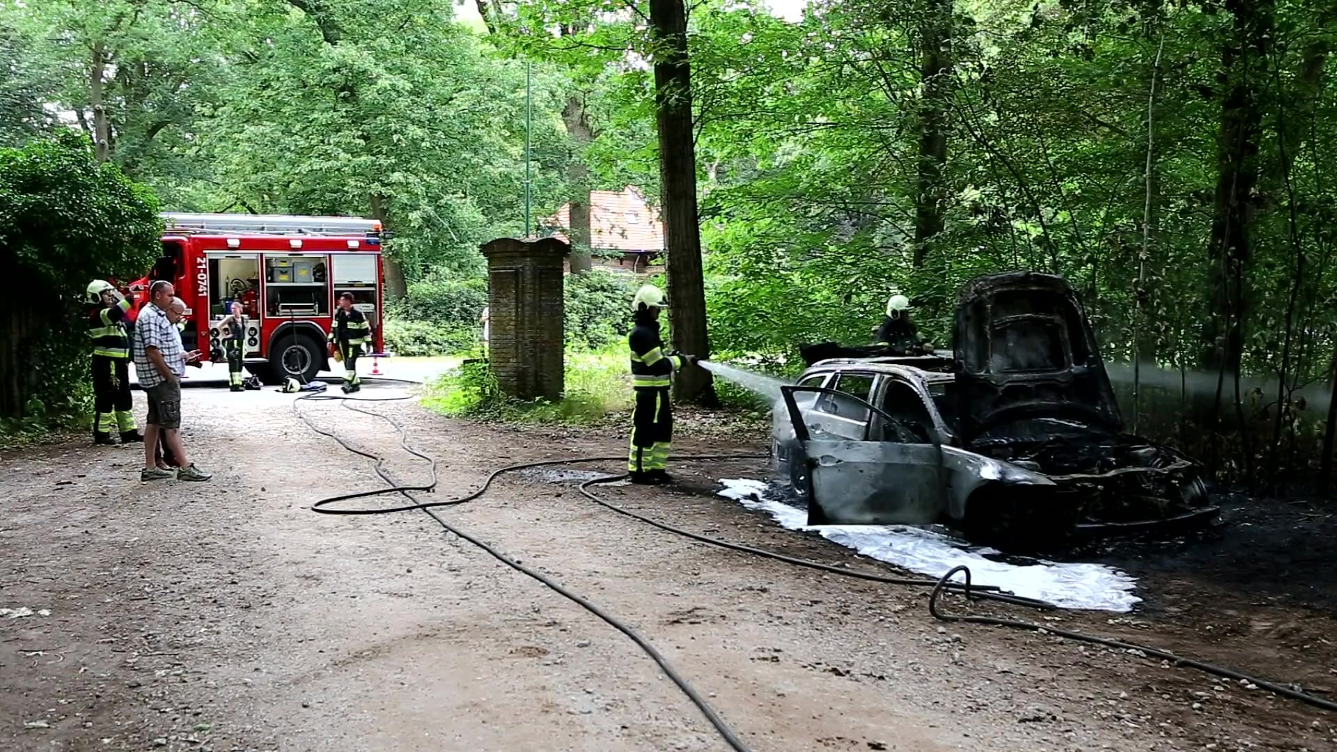 Gestolen auto brandt uit bij recreatiebos in Boxtel