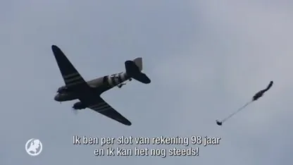 Oorlogsveteranen Jim (98) en Vincent (94) maken herdenkingssprong boven Eerde