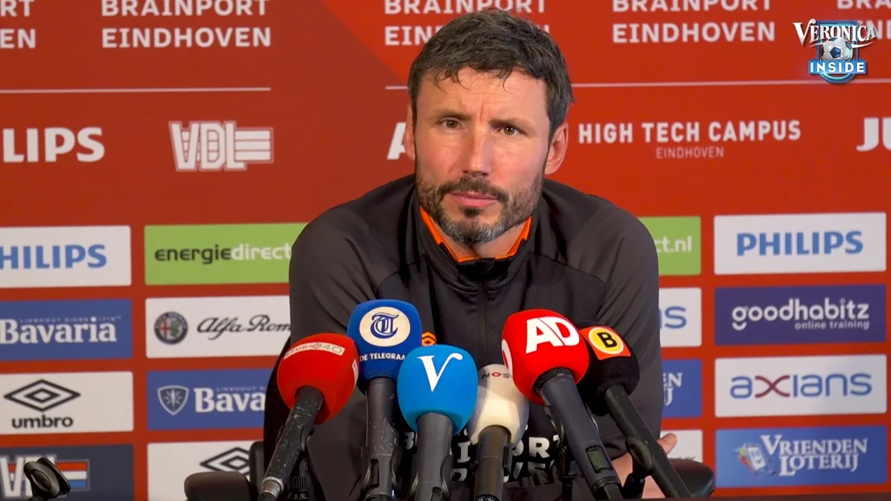 Van Bommel tegen verslaggever: 'Jouw vraagstelling klopt niet'