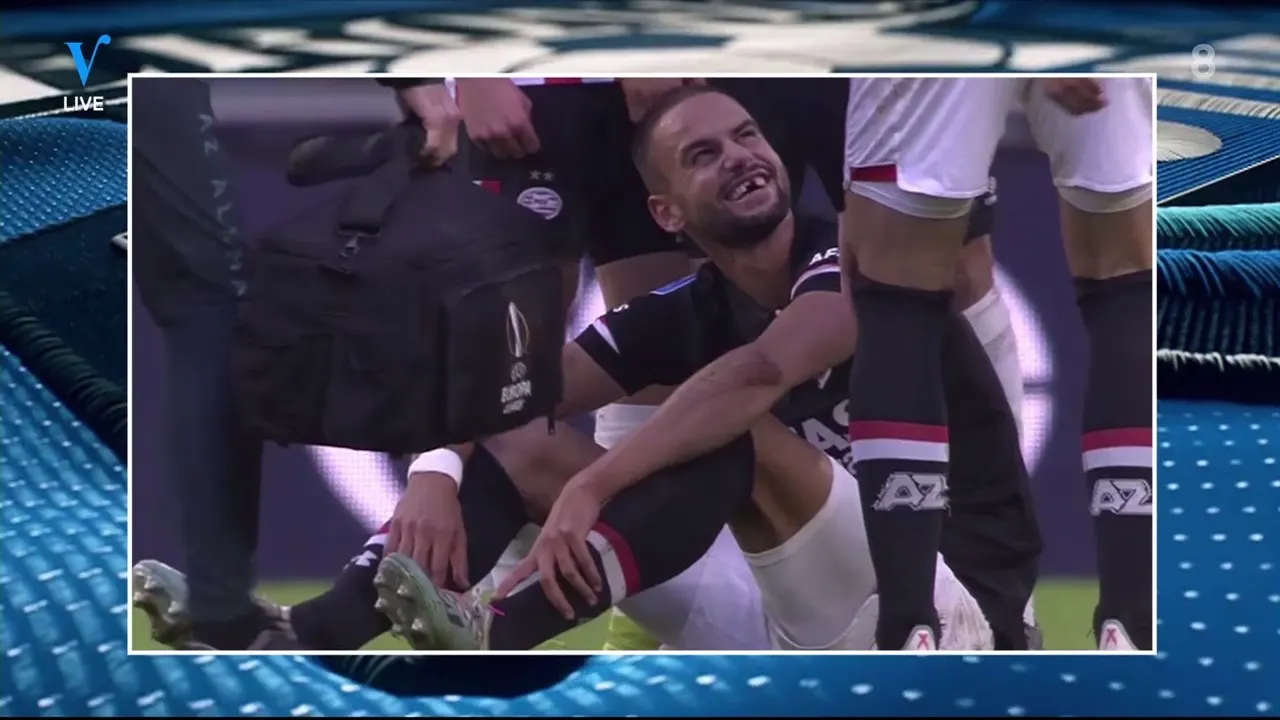 'PSV'er Mitroglou heeft aandelen in tandartspraktijk'