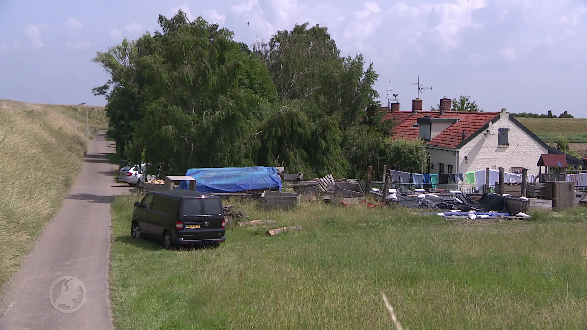 Bewoners Krabbendijke al jaren bezorgd vanwege hoogspanningskabels