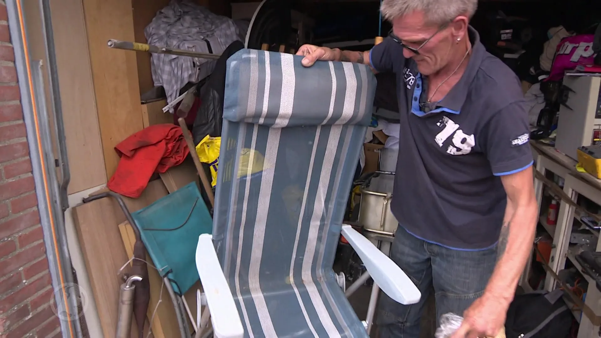 Huib (58) woont in garagebox na verbroken relatie van 11 jaar