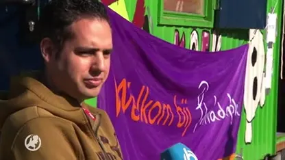 Autistische Sancho opgevrolijkt door moeder in 'Phila Kakelkeet'