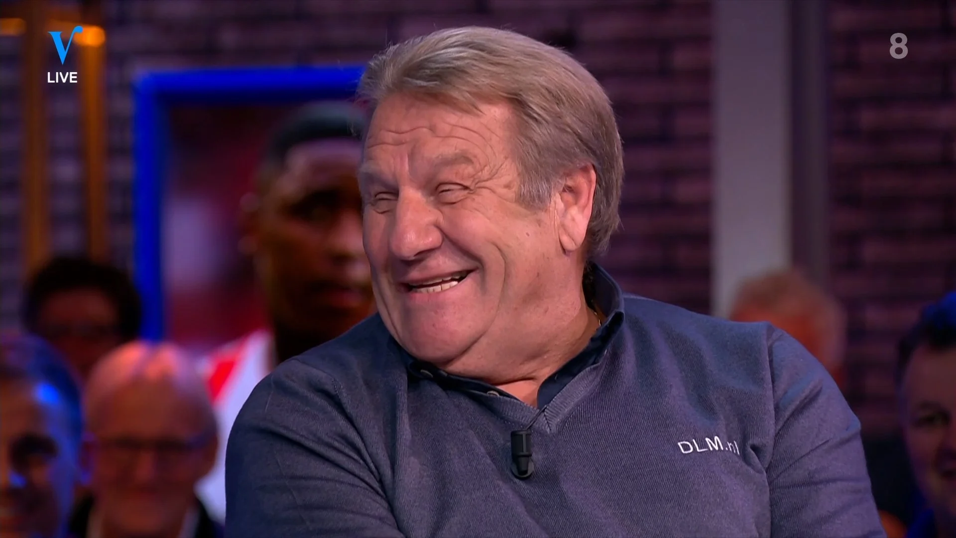 René over trui Jan: 'Is 'ie ook voor crematies?'