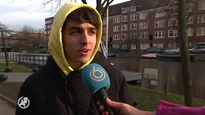 Ajax-supporters houden spelers Real Madrid wakker met vuurwerk