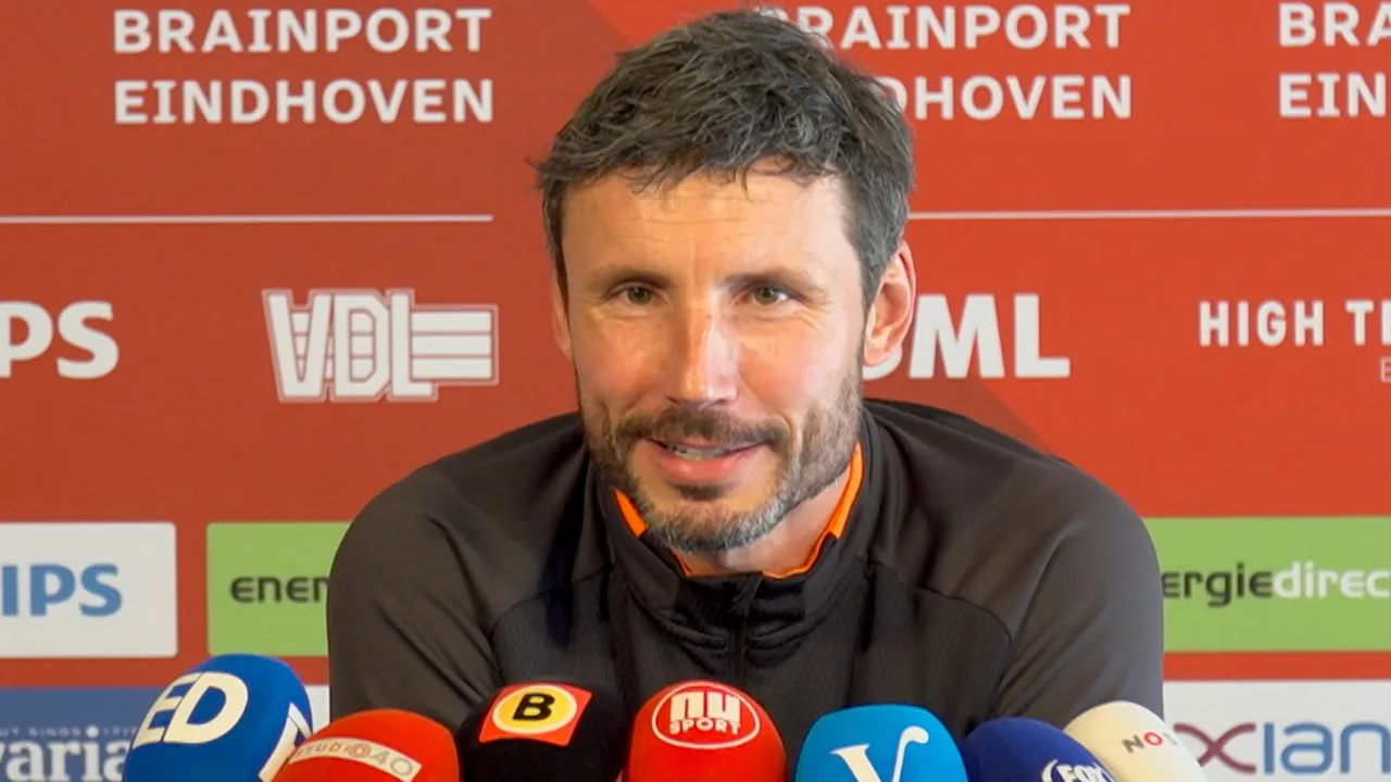 Van Bommel een hekel aan Ajax? ‘Dat zijn de woorden van analist Aad’