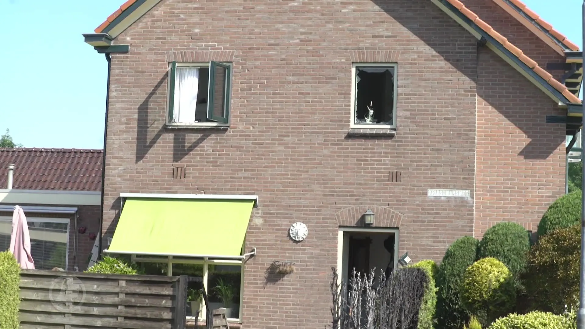 Brandende gasfles richt ravage aan na kettingreactie