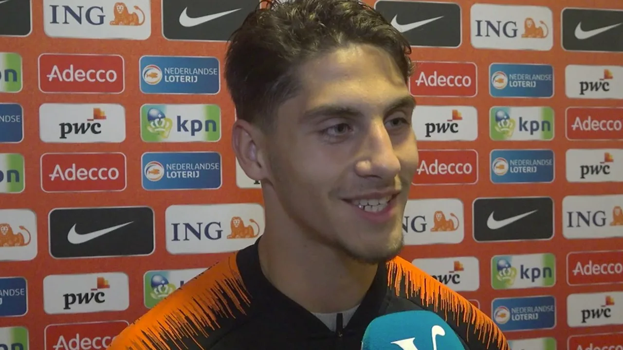 Reis kijkt zijn ogen uit bij Barcelona: 'Frenkie heeft me geholpen'