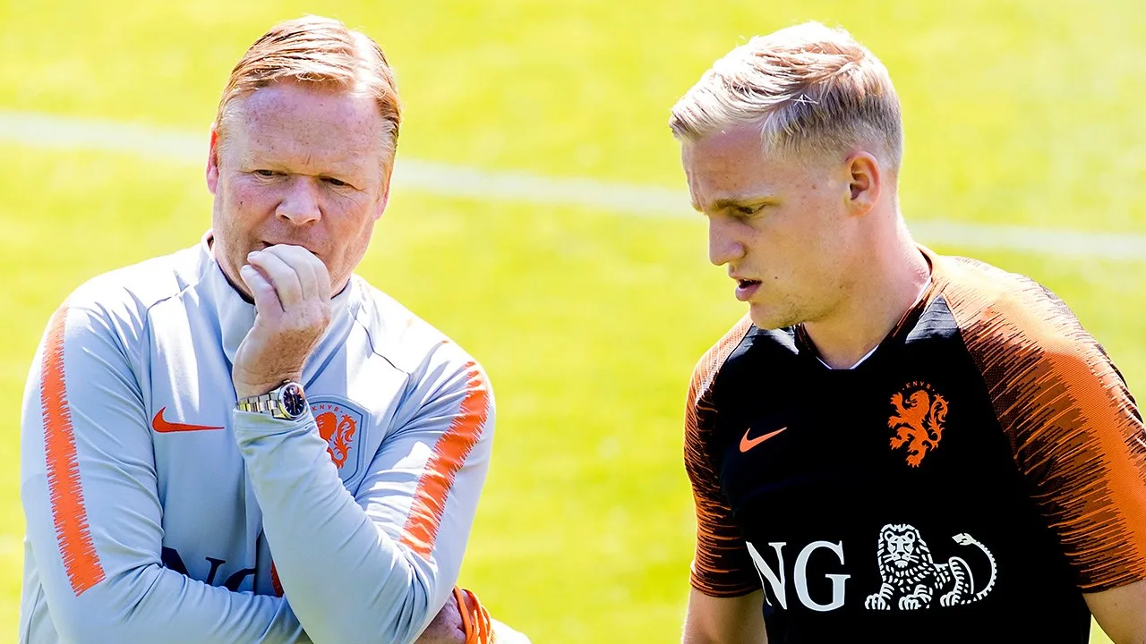 Koeman lovend over Van de Beek: 'Hij kan op twee posities spelen'