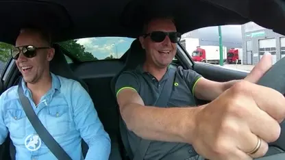 Jongensdroom komt uit: vader Gijsbert scheurt half uurtje in een McLaren