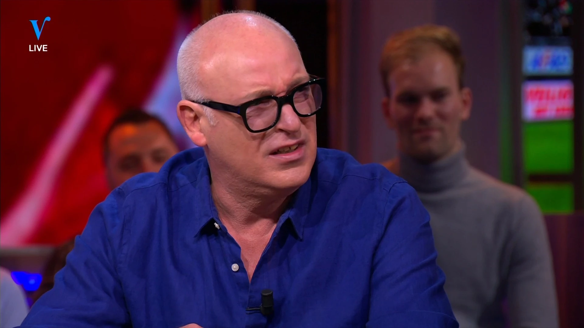 René windt zich op over Stengs: 'Hij speelt als een natte kra...