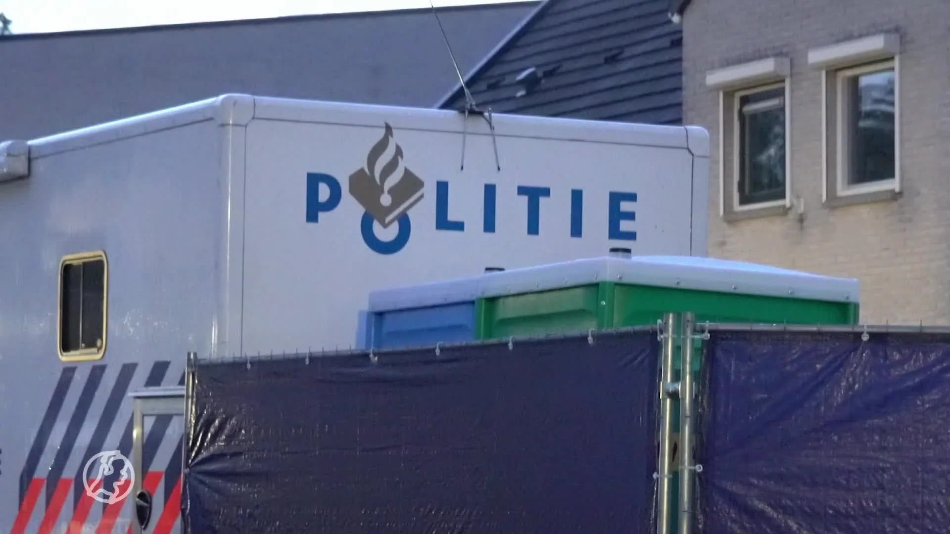 Kind gewond bij incident in huis Ommen, twee mensen aangehouden