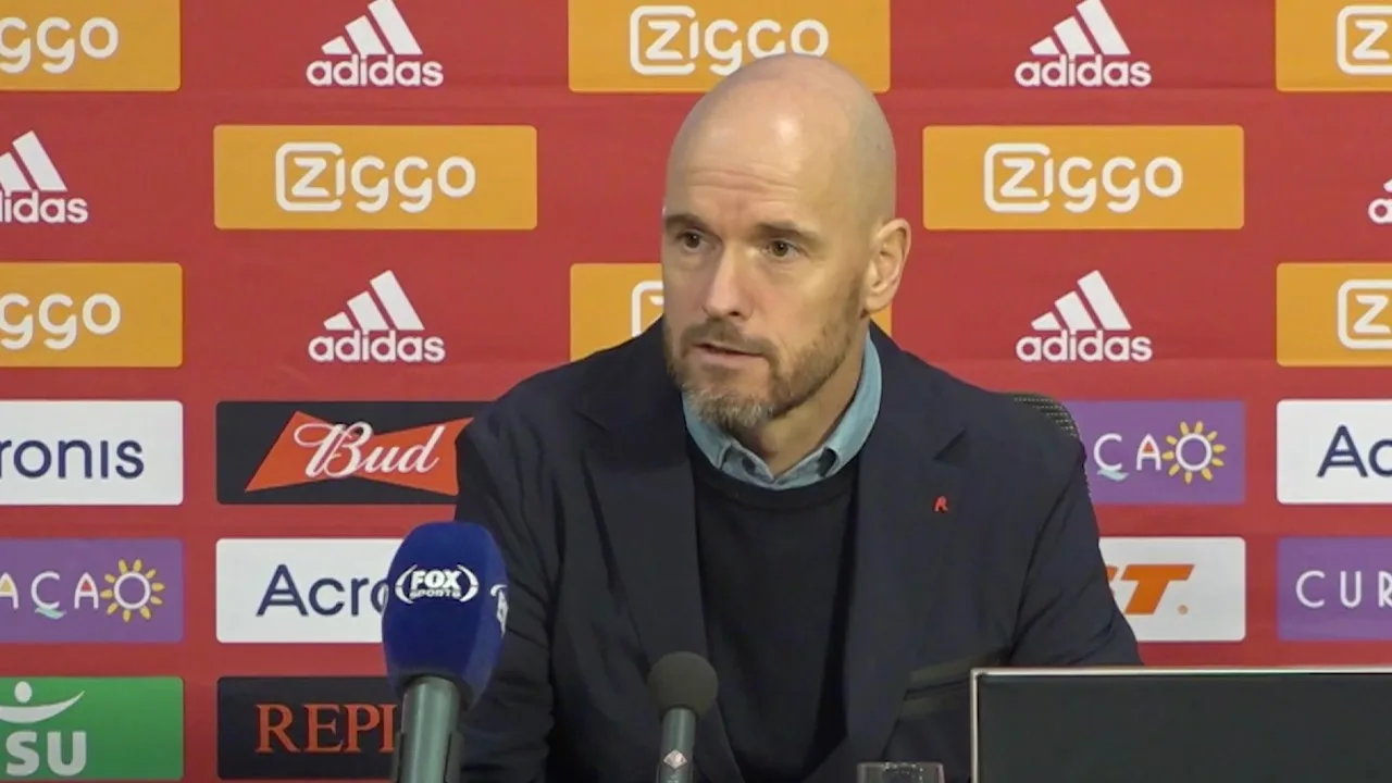 Ten Hag 'Vrijstelling voor Ajax in bekertoernooi was logisch ...
