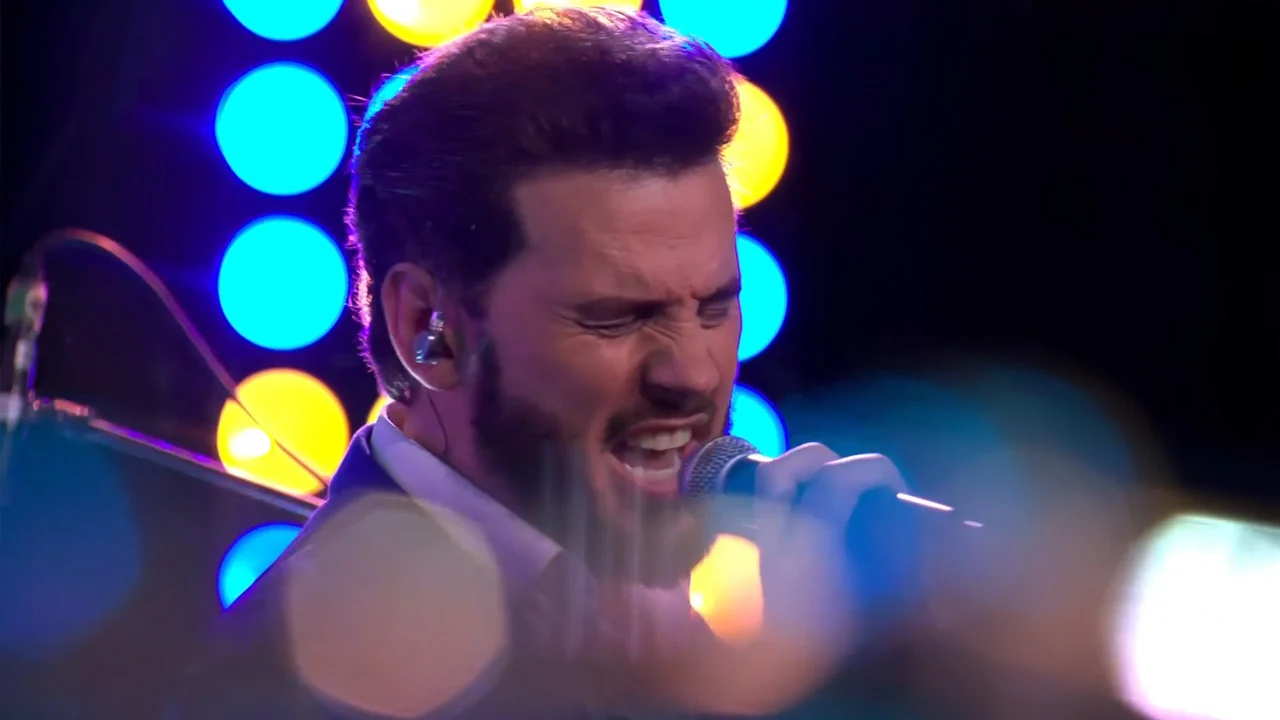 Bouke & The ElvisMatters Band zijn terug en zetten de Vandaag Inside-studio op z'n kop!