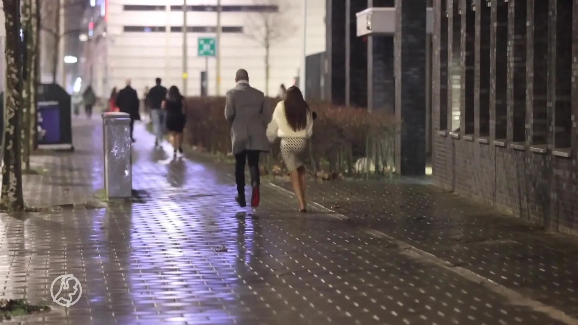 Politie stopt een groot illegaal nieuwjaarsfeest in Den Haag