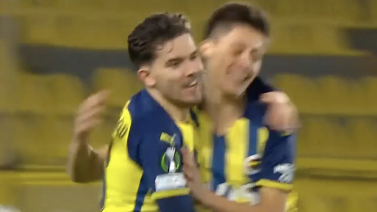 VIDEOGOAL: Fenerbahce - Slavia Praag 2-3 (Kadioglu)