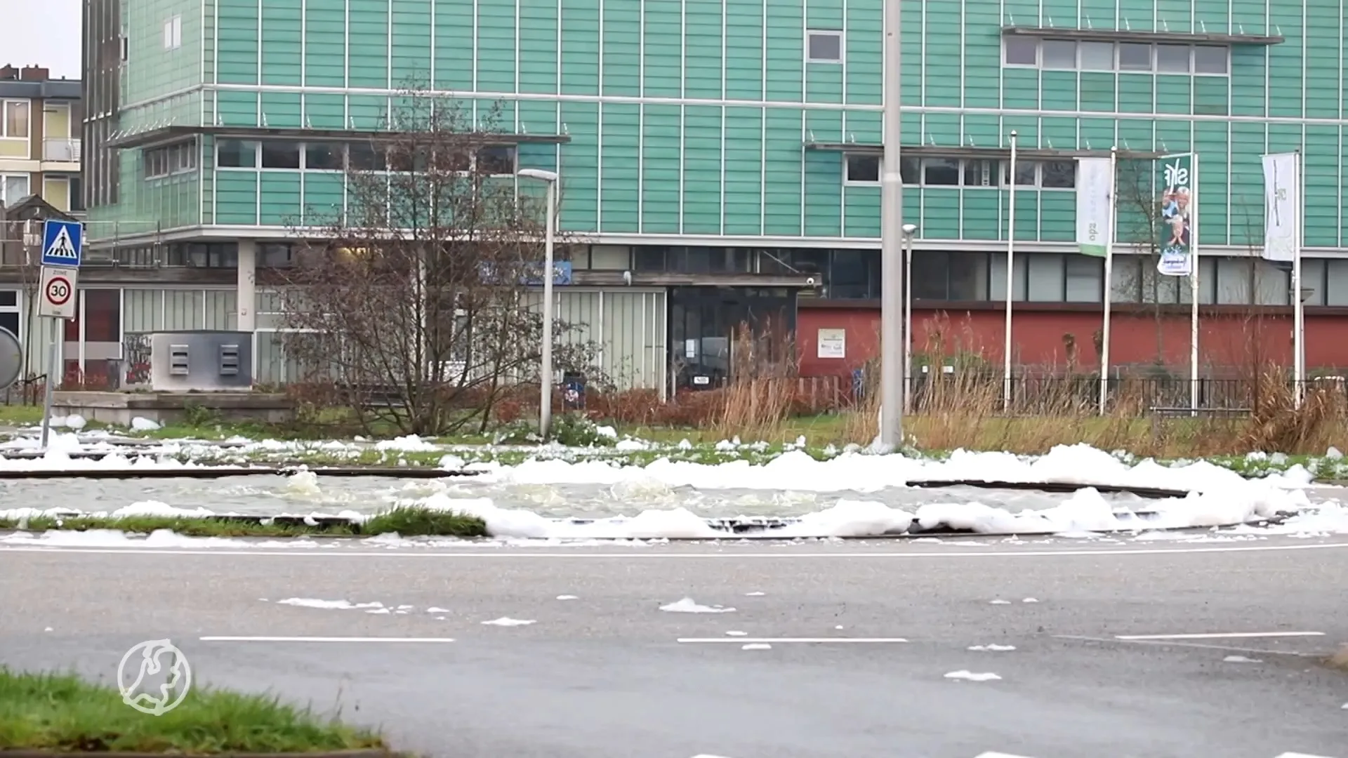 Leeuwarden kleurt een klein beetje wit, maar niet door sneeuw