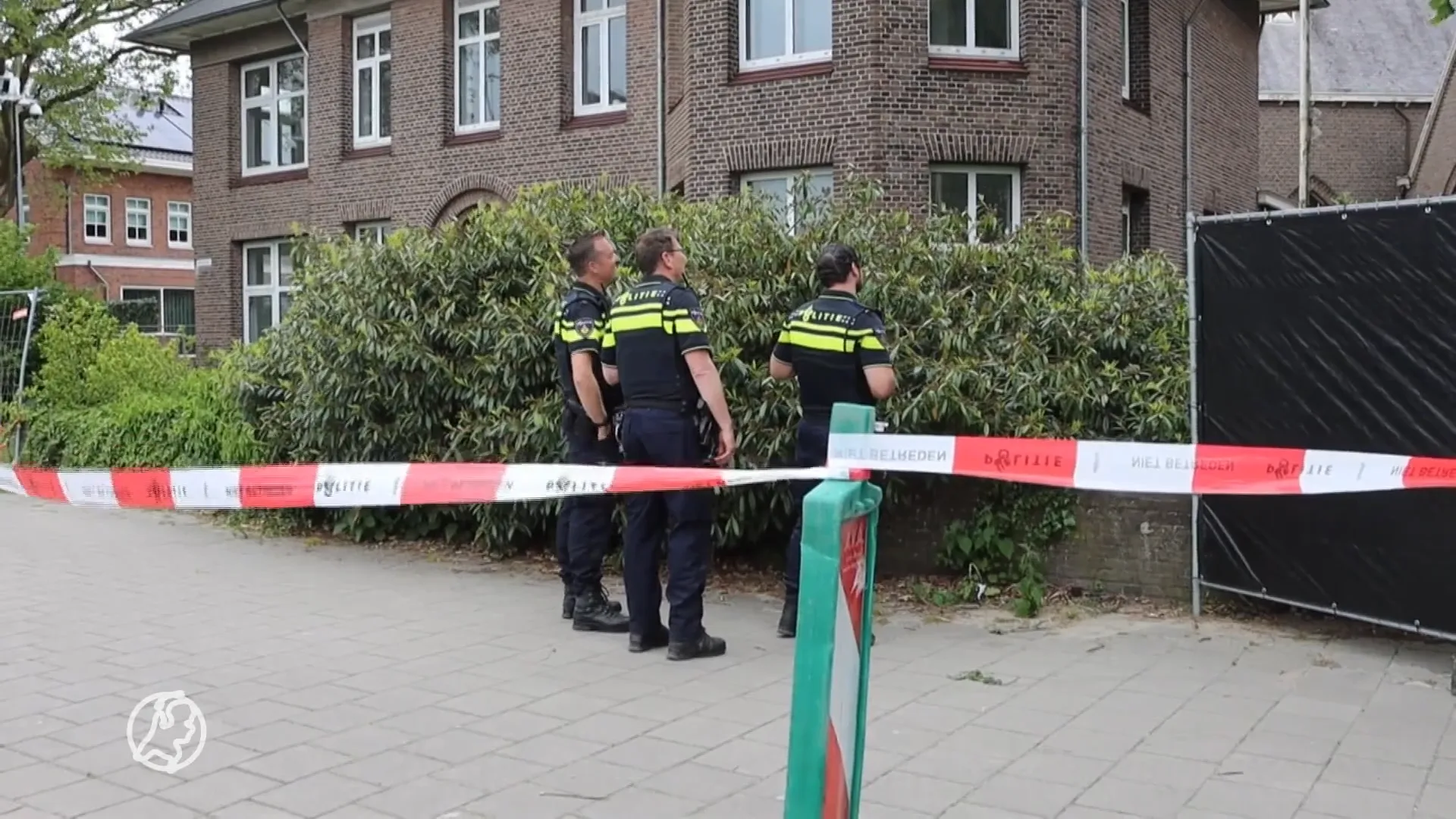 Bouwvakker vindt overleden man in bosjes