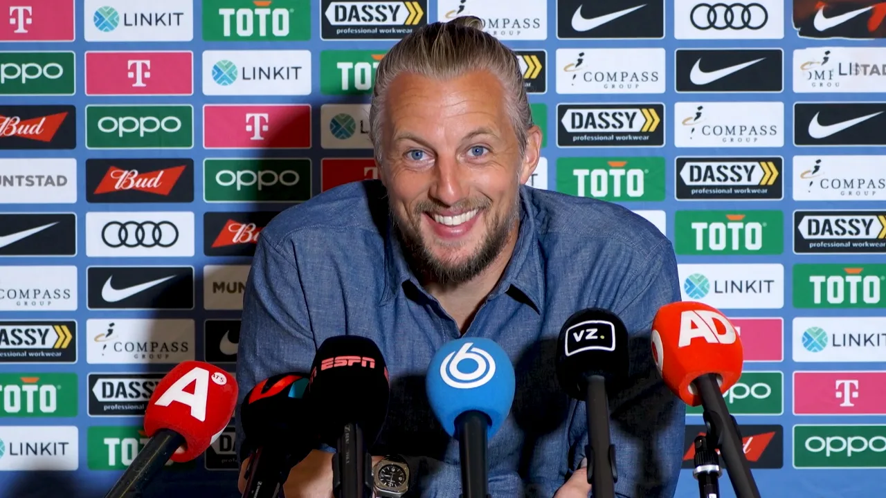 Pasveer grapt over transfersom Antony: 'Ik ben geen 100 miljoen waard'