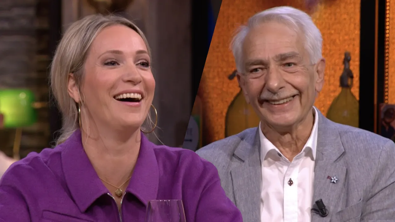 Hélène moet lachen om mop van hoogleraar Michiel de Vries: 'Die is leuk!'