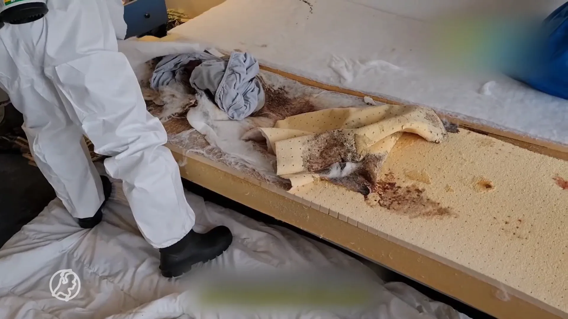 Buurt boos en verbijsterd: woning van eenzaam gestorven man wordt pas eind maart schoongemaakt