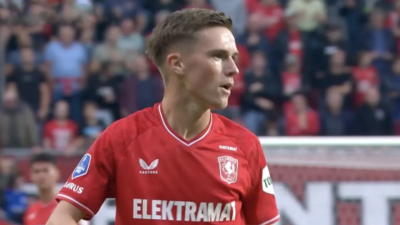 KANS: Daan Rots schiet van dichtbij naast