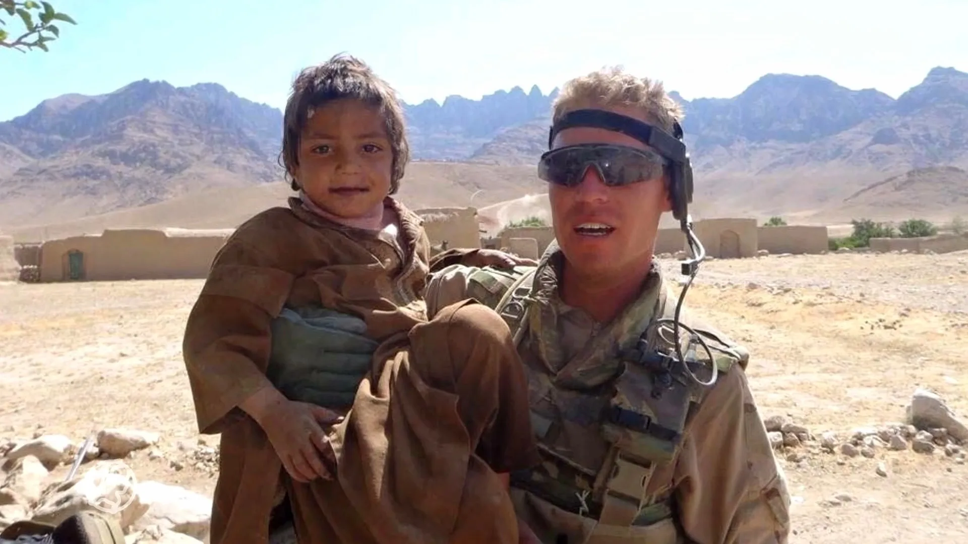 Val Tarin Kowt nabij, ouders gesneuvelde militair in nachtmerrie: 'Luc mag niet voor niets gestorven zijn'