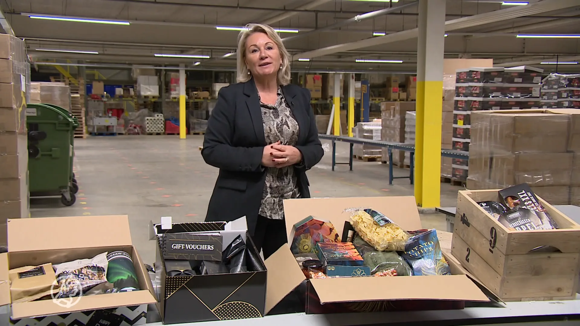 Kerstpakketten aangepast door inflatie: 'Werkgever weet dat het lastiger wordt met boodschappen'