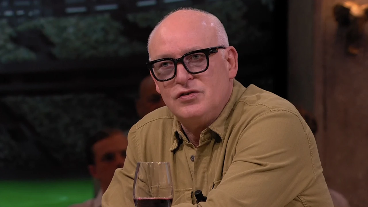 René onthult afkoopsom in contract Slot: 'Zo hoog?!'