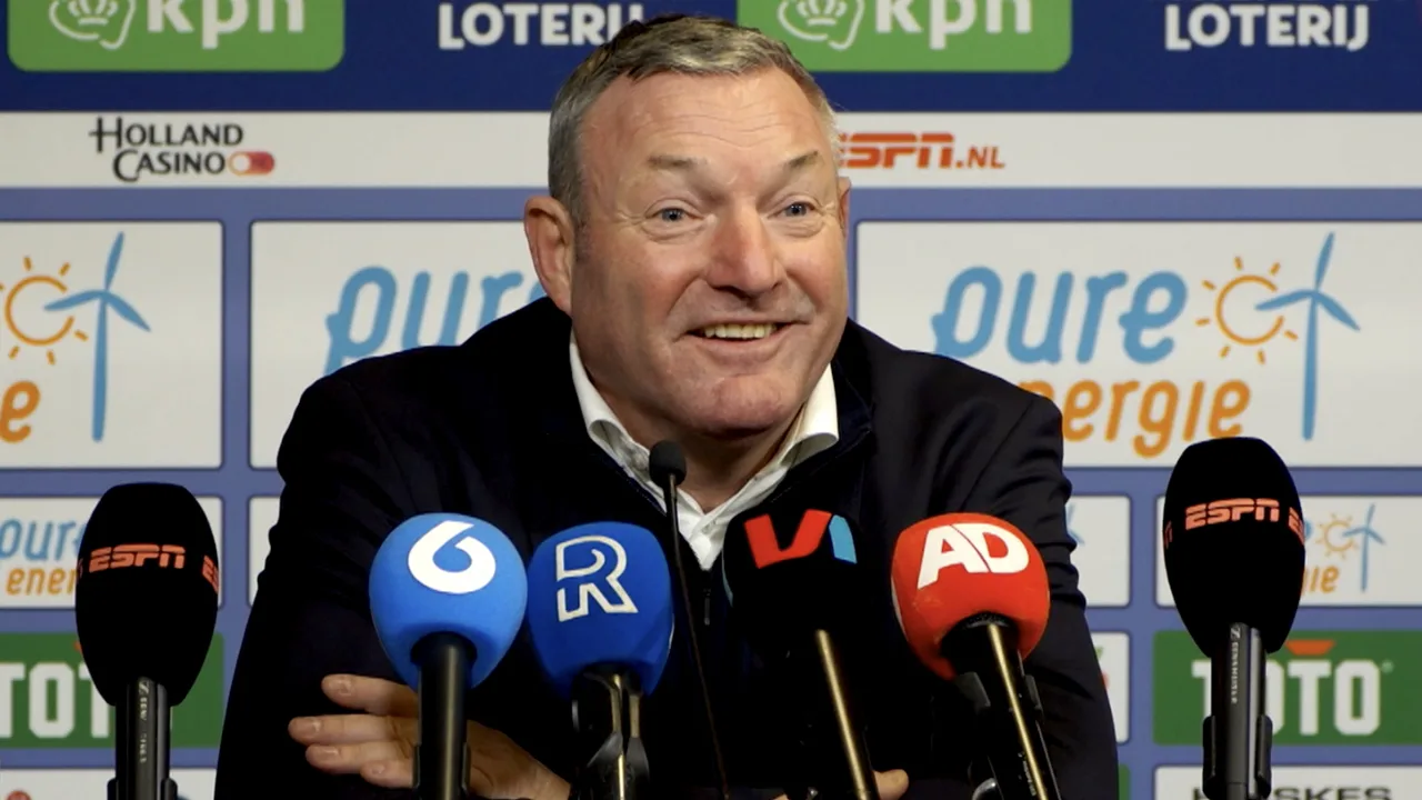 Jans zorgt voor lach in persruimte: 'Wekkertje gaat, kaiserbroodje...'