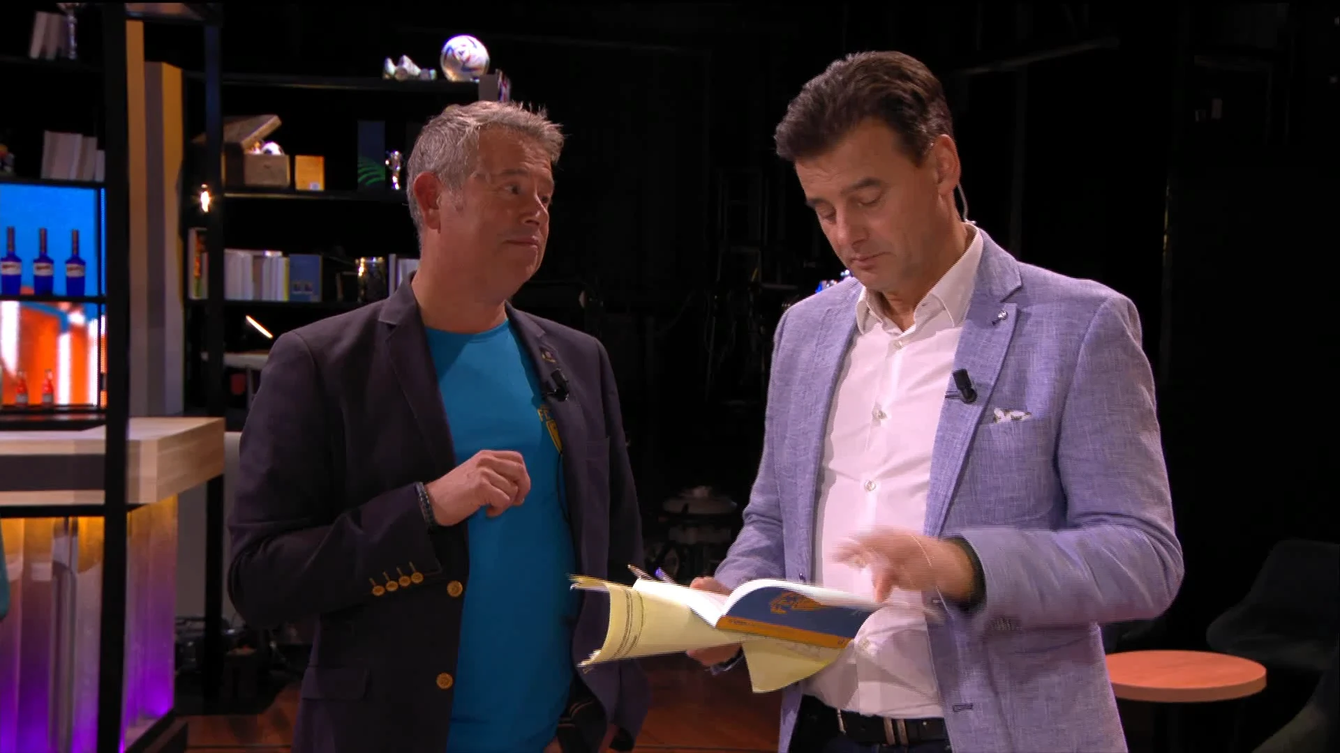 Hoogleraar psychologie Mark van Vugt vertelt heerlijke anekdote over Johan en René In de Wandelgangen