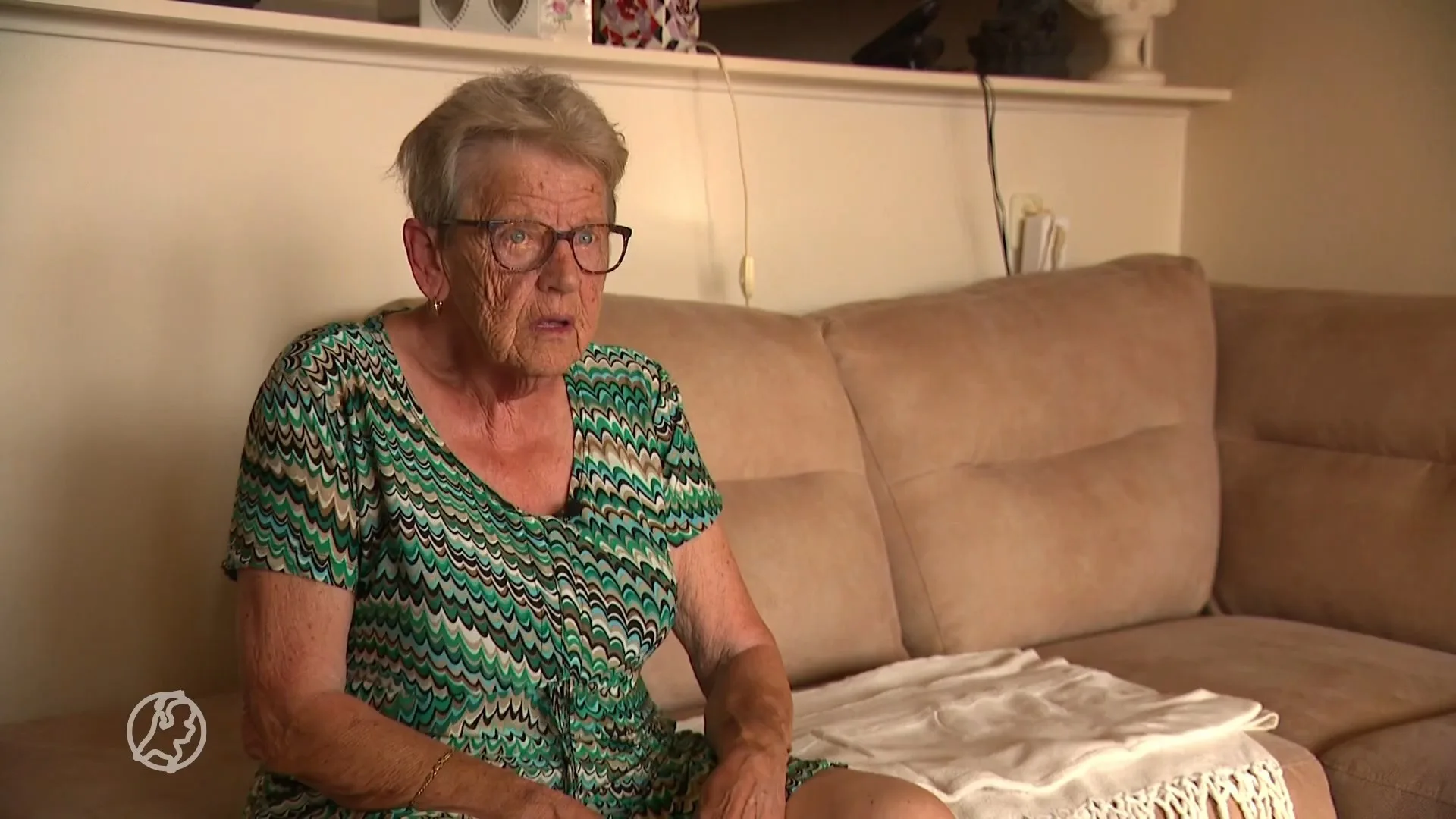 Dien (79) wordt al weken gestalkt door verwarde man: 'Opeens stond hij in mijn woning'