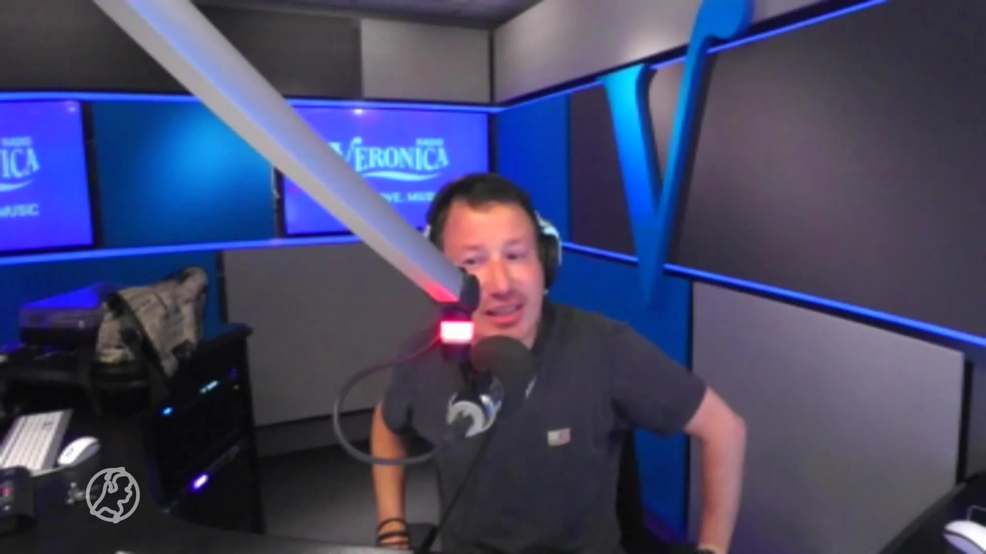 Waarom geloven mensen in complottheorieën over corona?