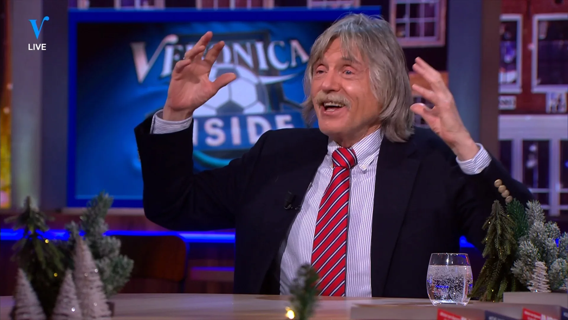 Johan vertelt kostelijke anekdote over zanger met pruik