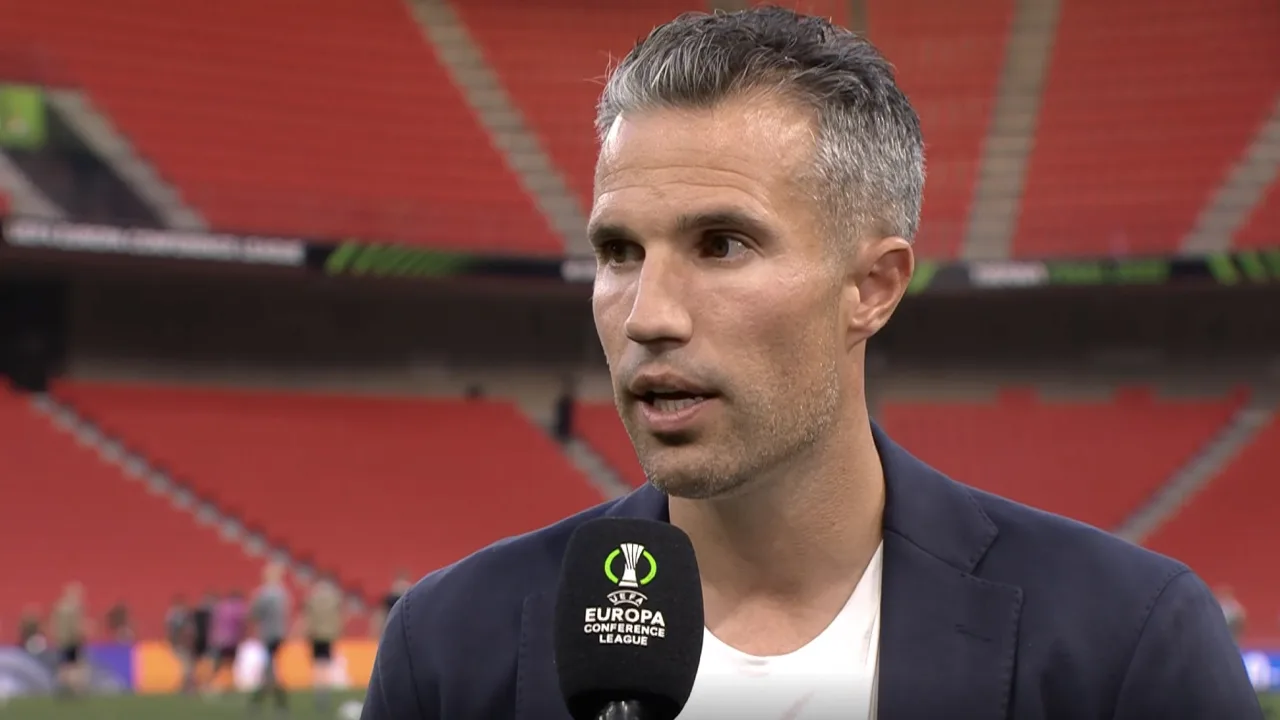 Van Persie prijst Arne Slot: 'Een fantastische trainer'