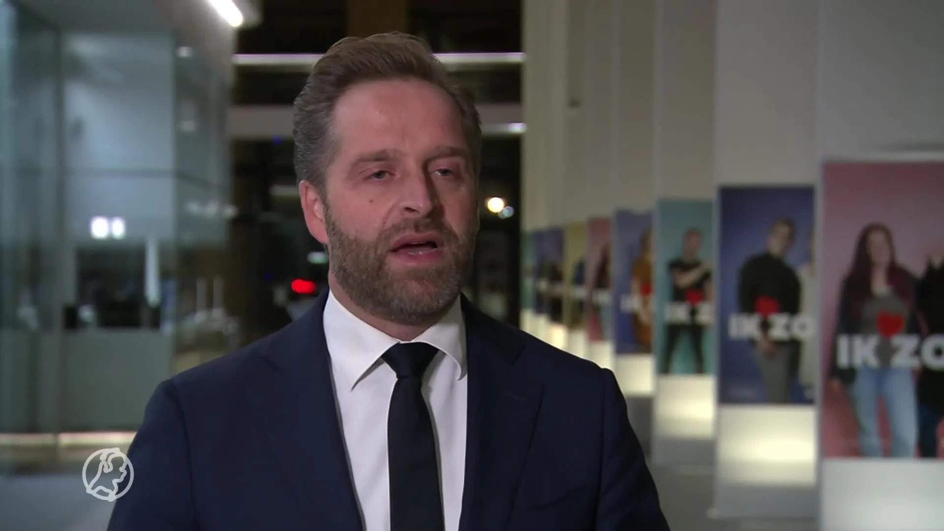 De Jonge maakt draai: volledige vaccinatieplicht toch niet uitgesloten