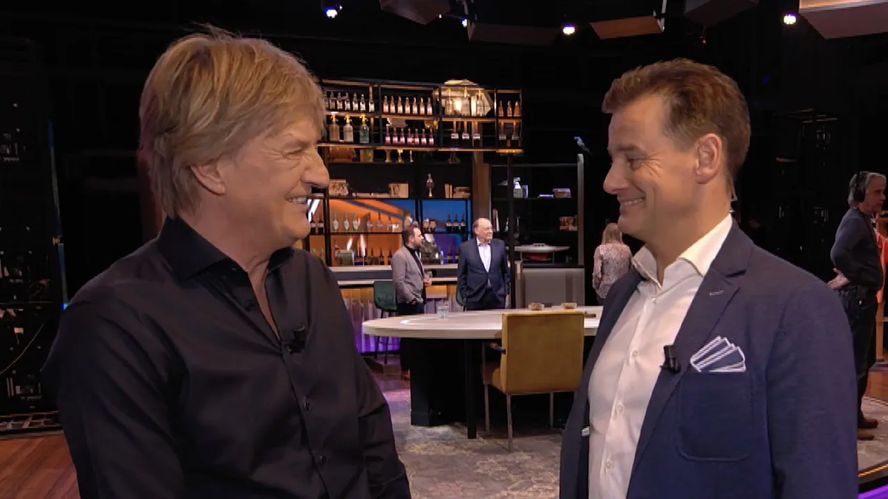 Wim Kieft lacht In de Wandelgangen: 'Ze wil van me af!'