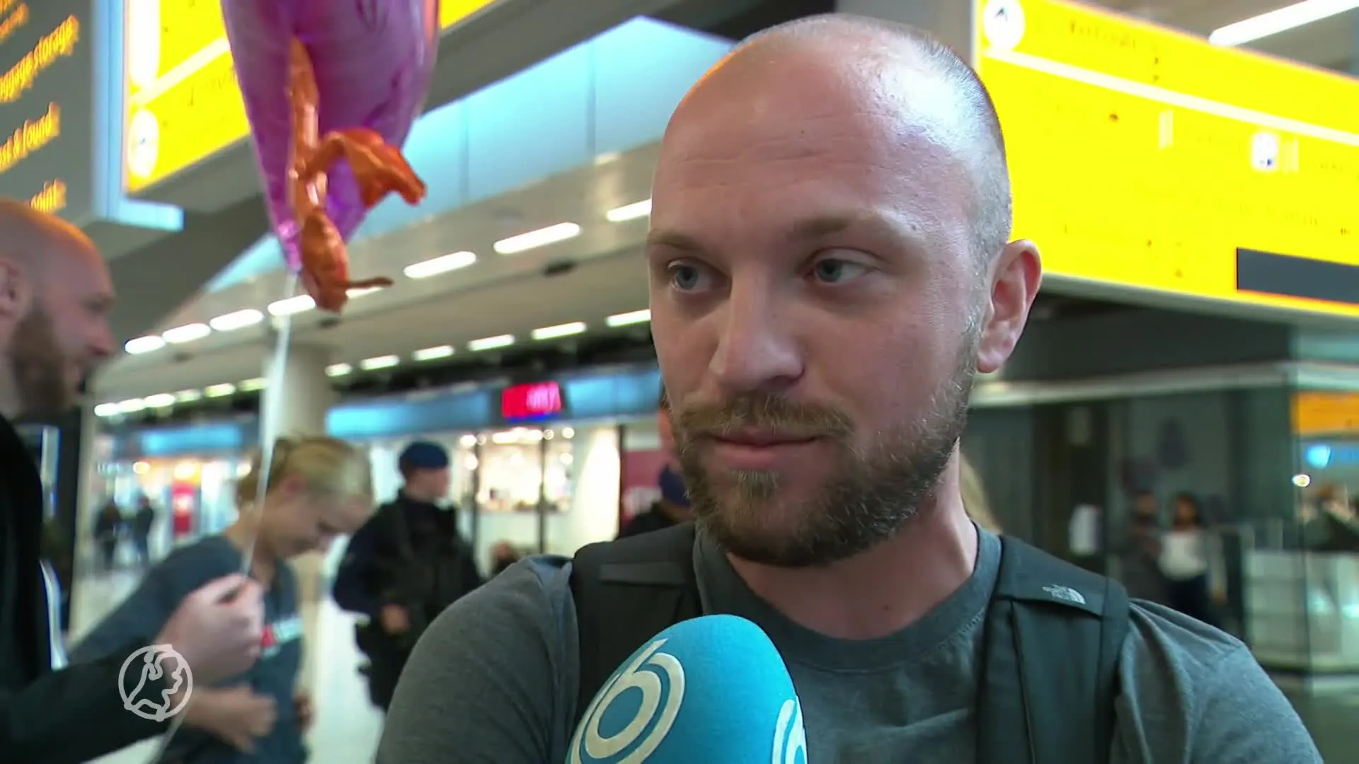 Geïrriteerde gestrande reizigers uit Curaçao terug in Nederland