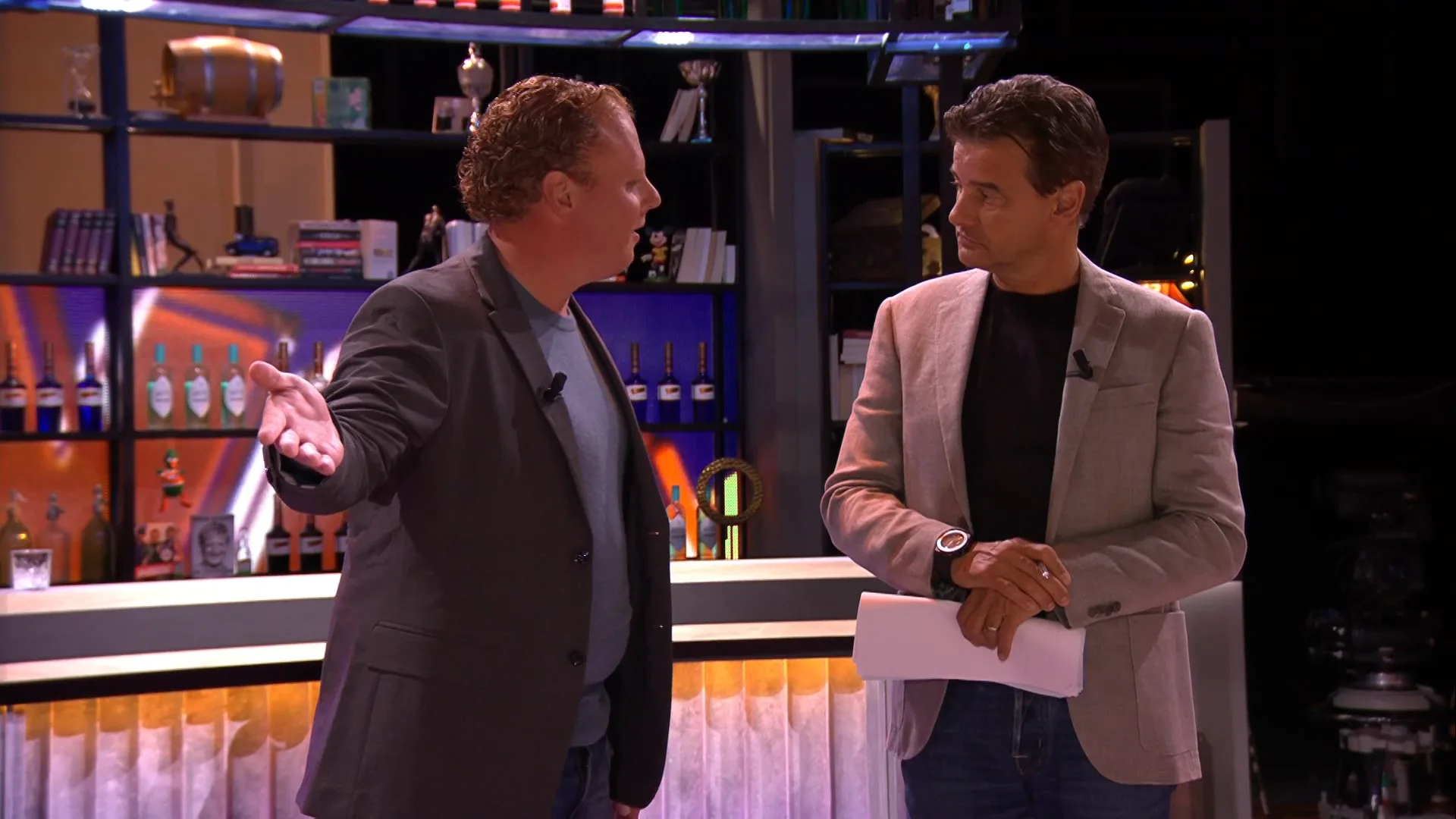 Wilfred laat Mark Kampers kiezen tussen Merel Ek en Sam Hagens: ‘Moet ik daar echt antwoord op geven?’