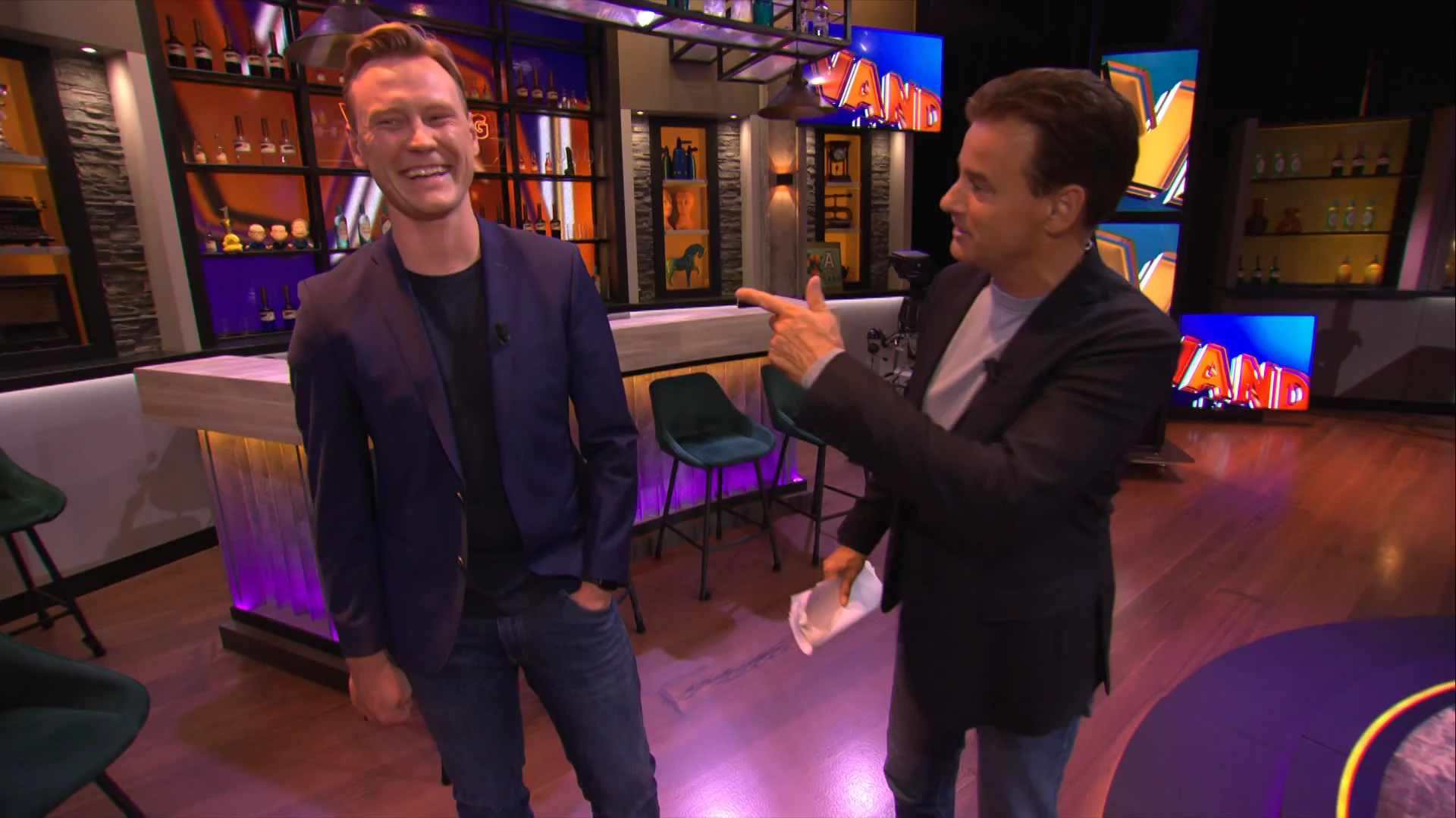 Wilfred over ruzie tussen Sam en Thomas van Groningen: ‘Opeens krijgt hij zo’n duw en zeg je sodemieter op man!’