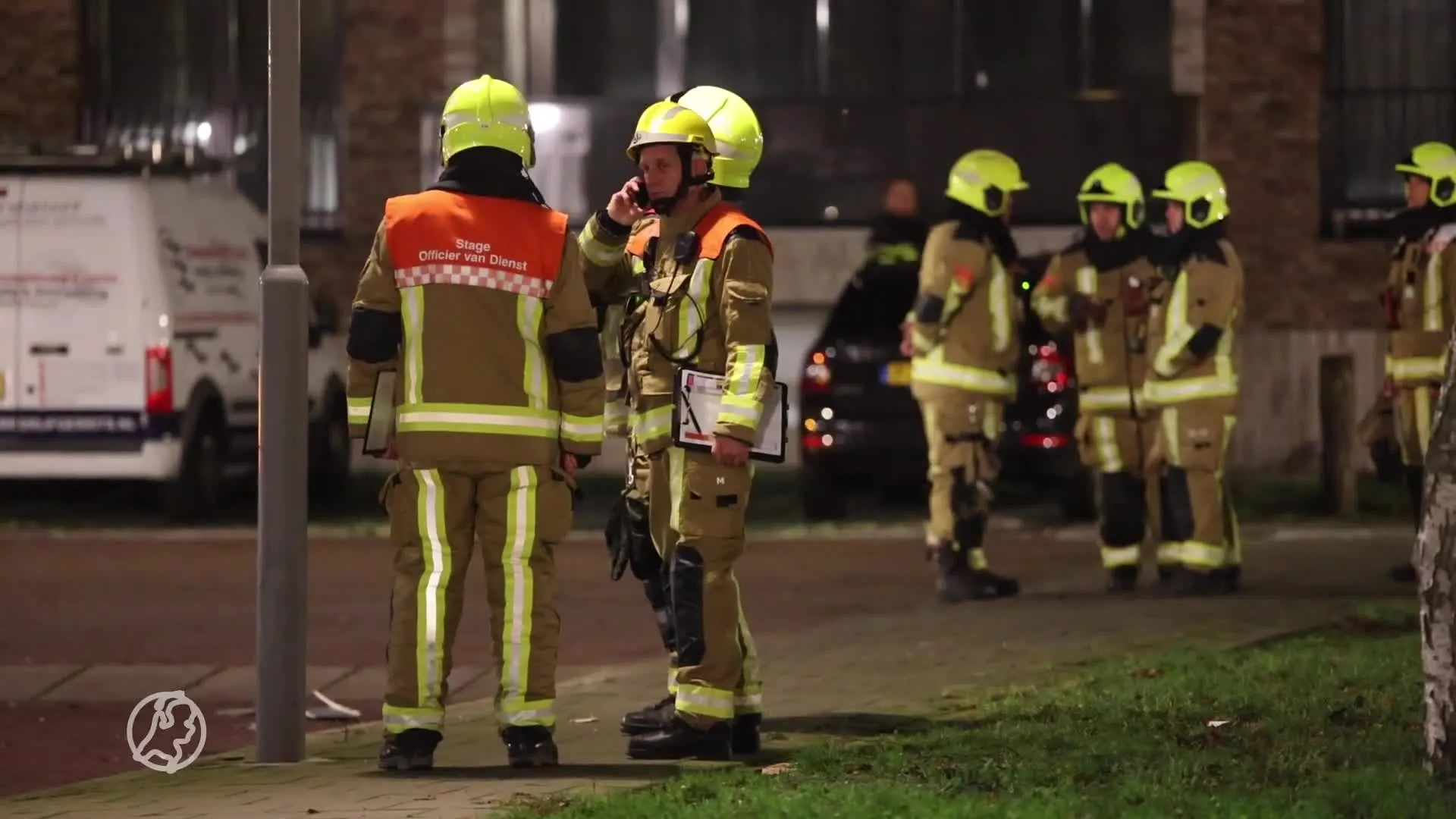 Grote ravage na explosie in hal flat Heemskerk