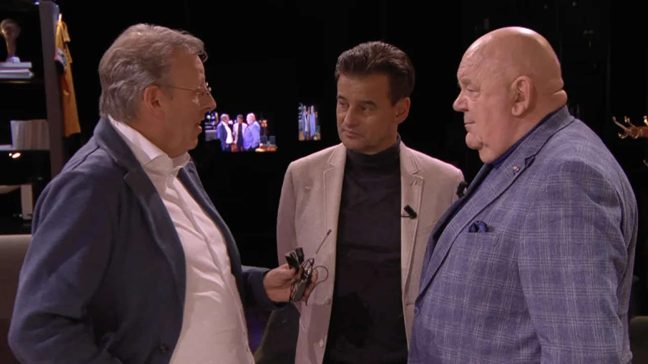 In de Wandelgangen: 'Ajax probeerde buiten Van der Sar om technisch directeur te benoemen'